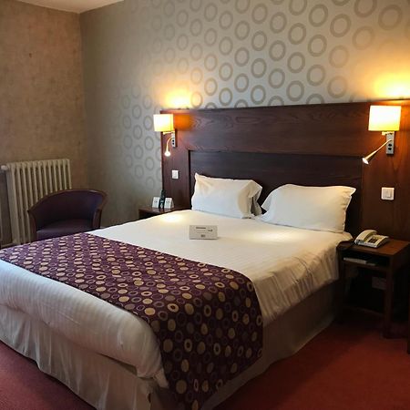 Logis Hotel & Restaurant La Paix Le Nouvion-en-Thierache Zewnętrze zdjęcie